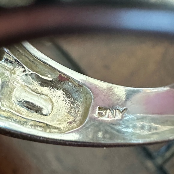 Large Diamonique Cocktail Ring. Baguettes and Rounds Set in Sterling. Size 8. - Picture 8 of 8